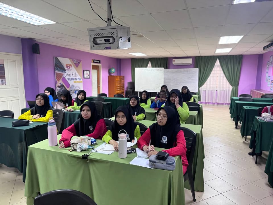 Taklimat Anugerah Perdana Rakan Muda 