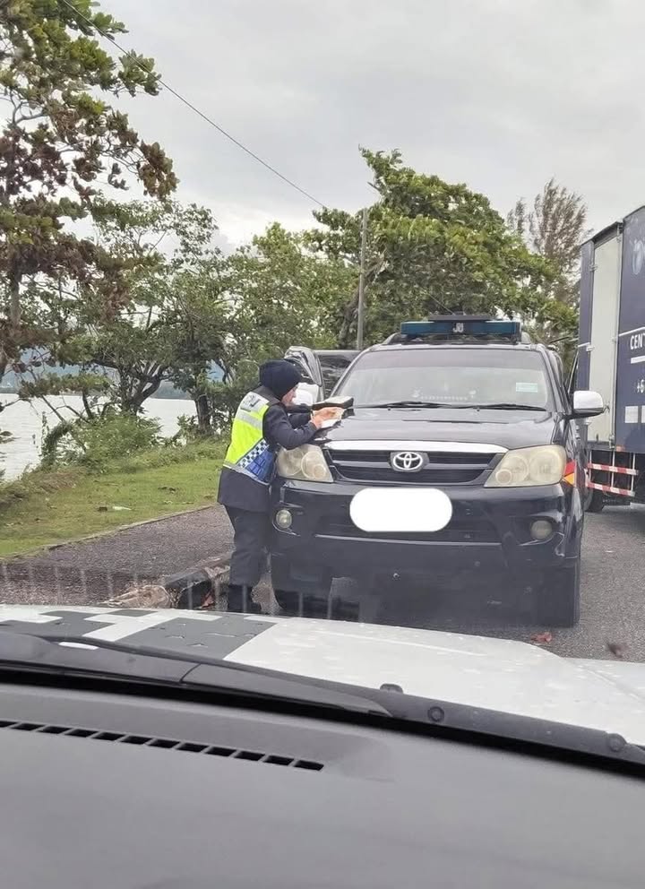 Dalam Sejarah Hidup Aku Ini Pertama Kali Di Dalam Sejarah Hidup Aku Ini Pertama Kali Di