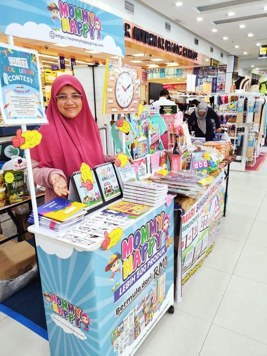 Suasana Jualan Booth Di Mydin Kubang Kerian, Kelantan 