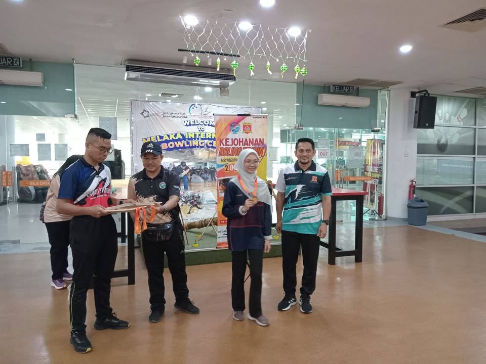 Kejohanan Boling Tenpin Bawah 18 Peringkat Negeri Majlis 