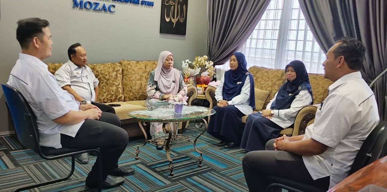 Lawatan Bpsbp Ke Sm Sains Muzaffar Syah  