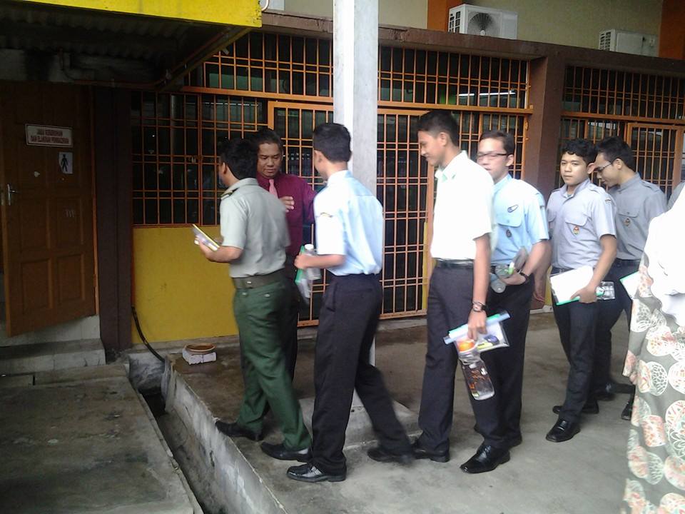 Spm 2013 .. Ibu Dan Bapa Turut Hadir 