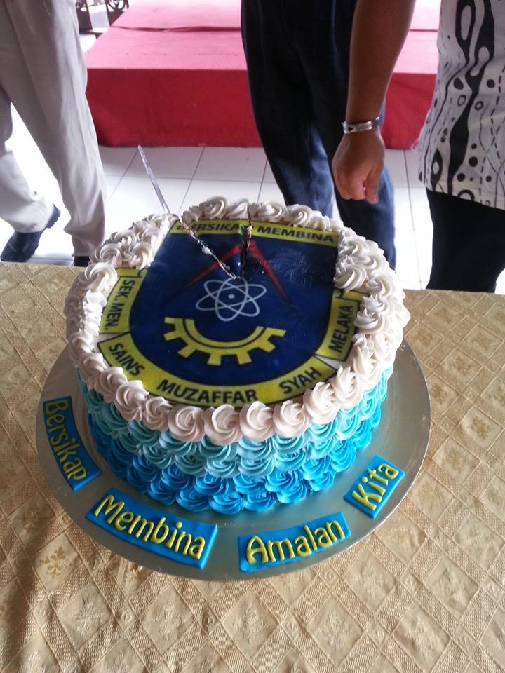 Mesyuarat Guru Dan Hari Lahir Tuan Pengetua. Terimakasih 