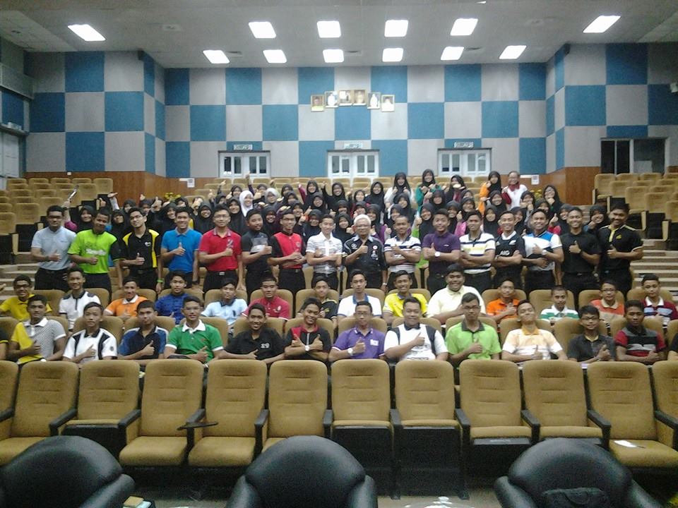 Perkongsian Ilmu Dan Amanat Pengetua Bersama Pemimpin Pelajar 