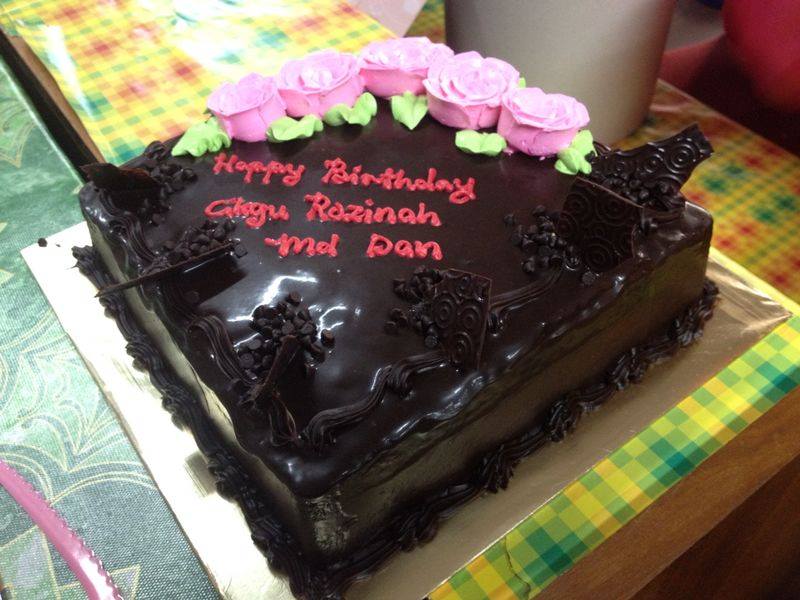 Warga Mozac Mengucapkan Selamat Hari Lahir Dan Semoga 