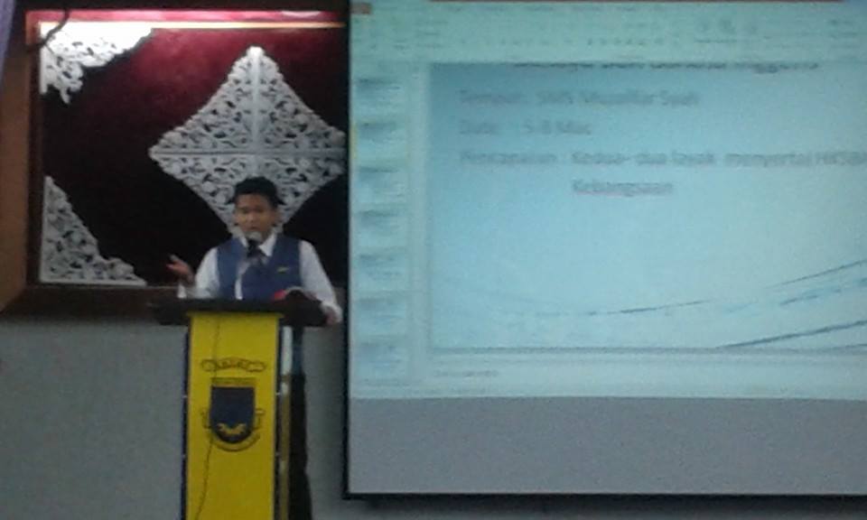 Perhimpunan Rasmi 11 Mac 2014. Pies Reading, Pengucapan 