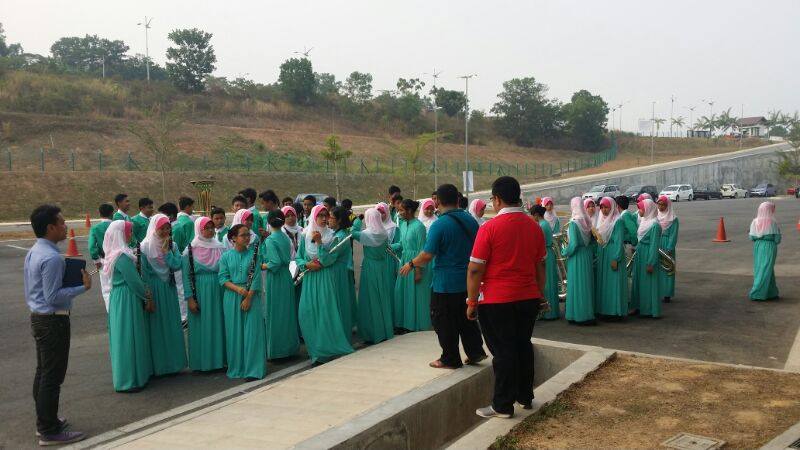 Tune Sudah,  Praktis Pun Sudah, Persembahan Sudah, 