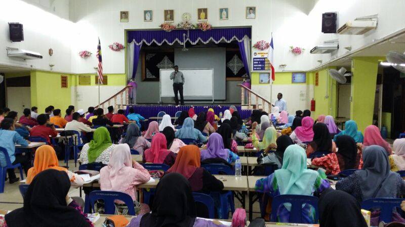 Bengkel Kimia Bersama Astro Tutor . 