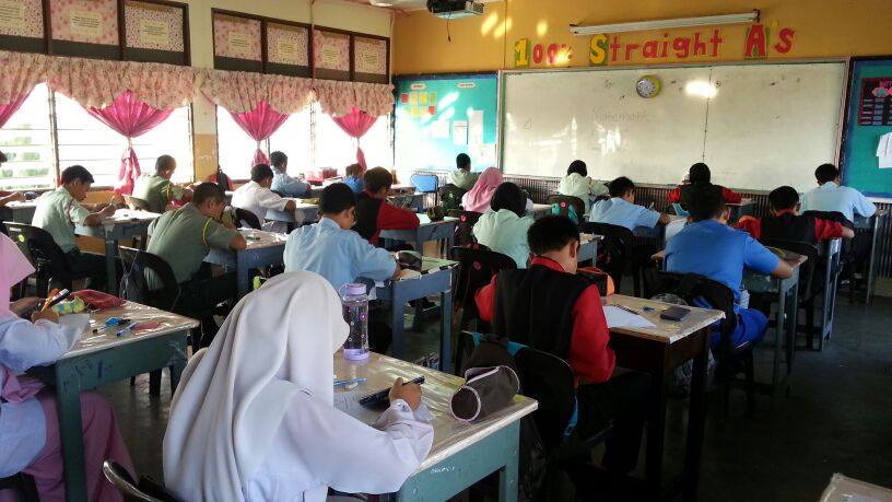 Peperiksaan Untuk Menengah Rendah Bermula Hari Ini.  