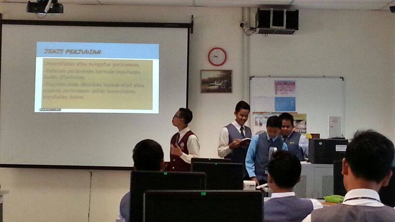 Presentation Pelajar Kelas Pjk Menggunakan Google Apps  