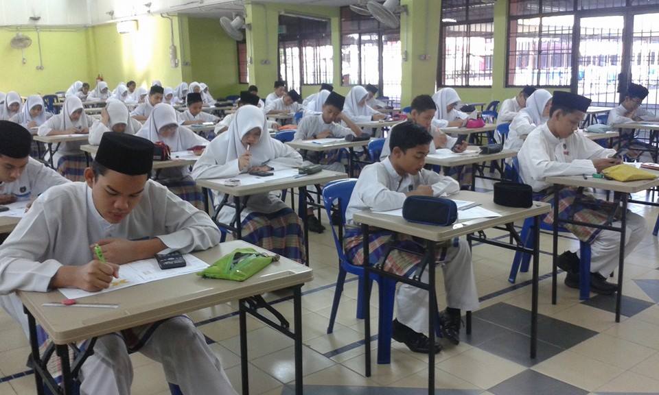 Peperiksaan Icas Mathematics  2014 Di Dewan Pada 