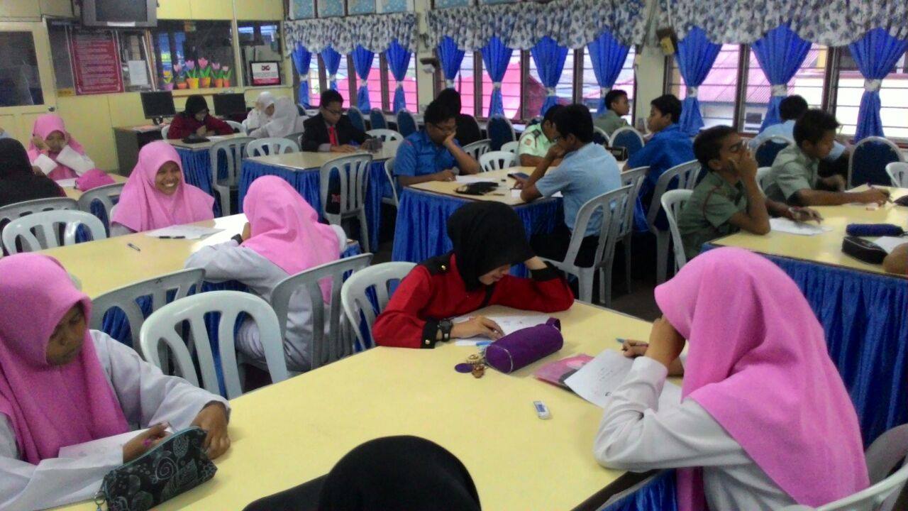 Peperiksaan Selaras Bahasa Cina Komunikasi Kertas Pendengaran Pada 