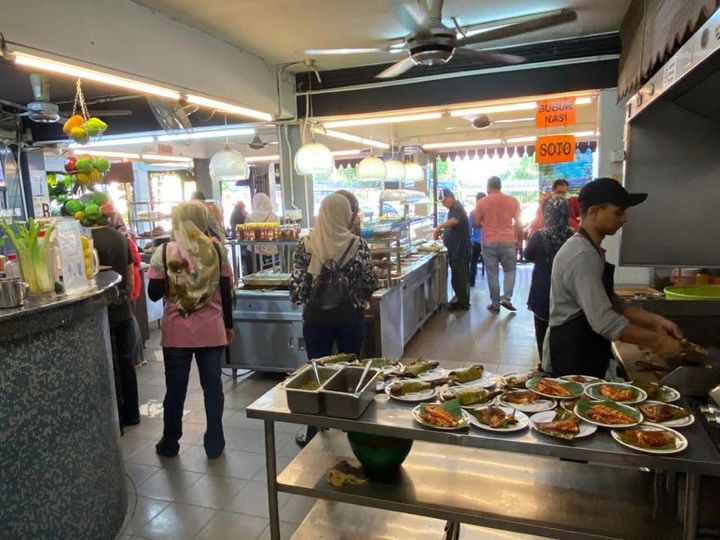 Jom Breakfast Larizz! Buka Hari Ini Sehingga 3.00 