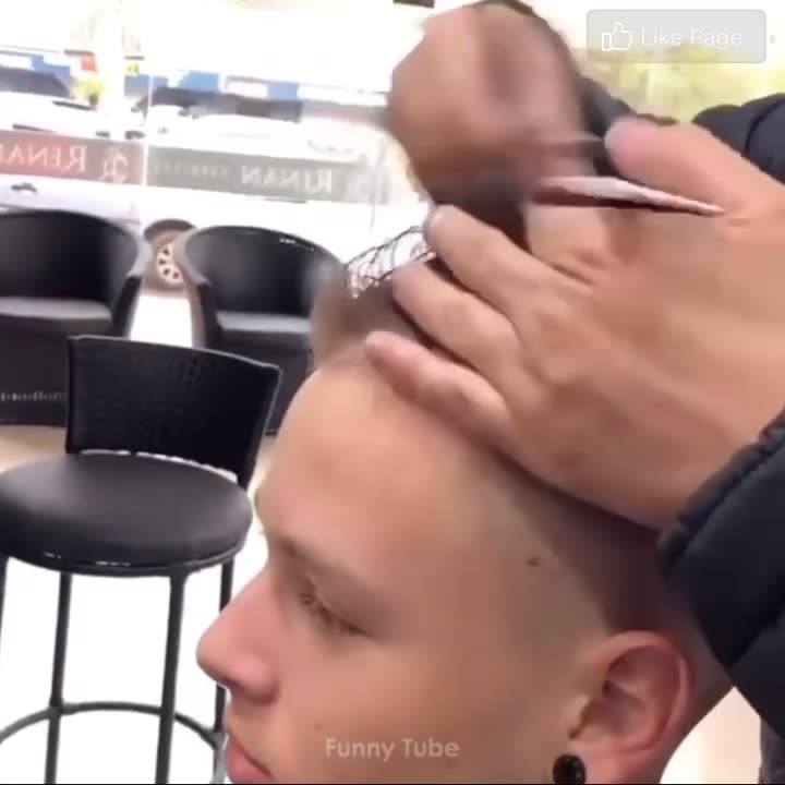 Hilang Mood Barber Tau Anda Ingin Memotong Rambut 
