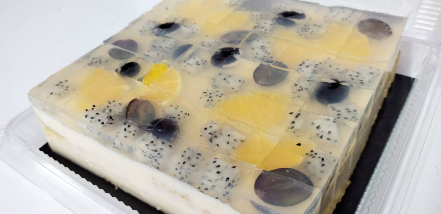 Puding Pavlova Dah Siap! Siapa Nak Rasa? Puding Pavlova Dah Siap! Siapa Nak Rasa?