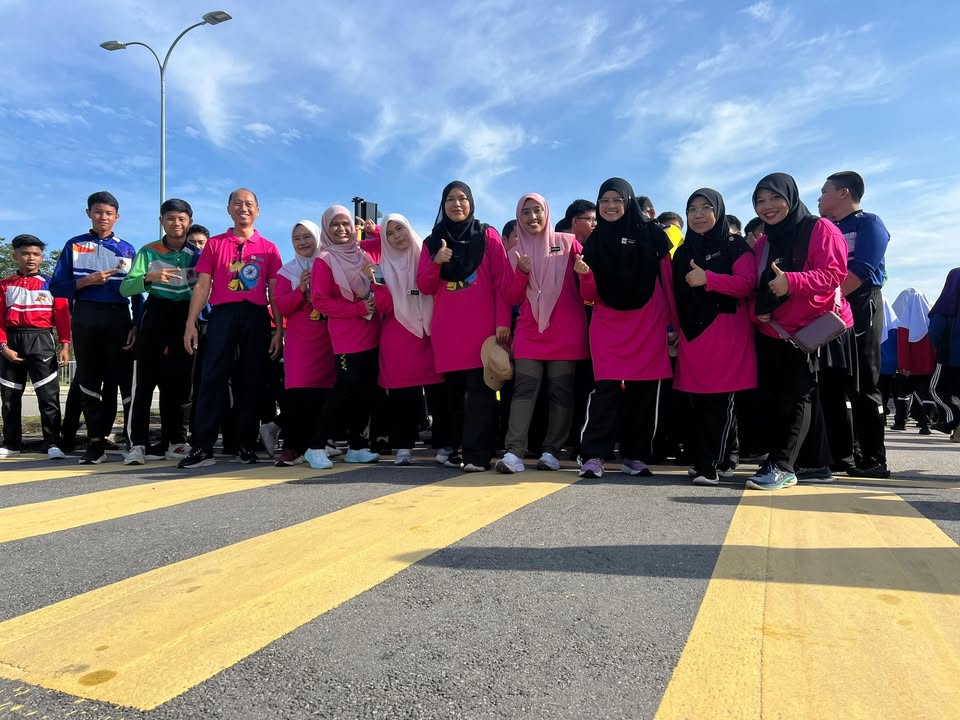 ** Cikgu-cikgu Yang Sentiasa Bersemangat 