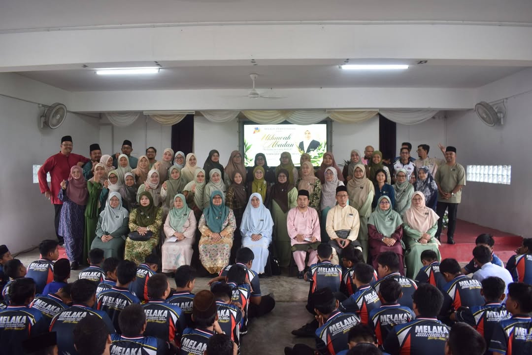 Hantaran Khas Buat Ustazah Norwajdi 