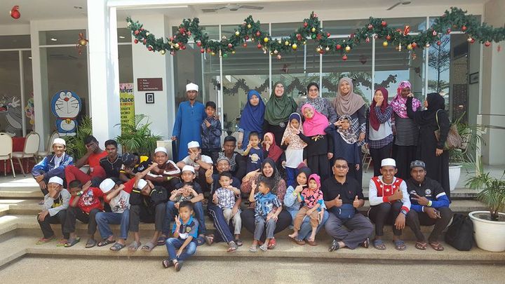 Aktiviti Riadah Warga Yksns Di D Tempat Country Club Yayasan Kasih Sayang Negeri Sembilan