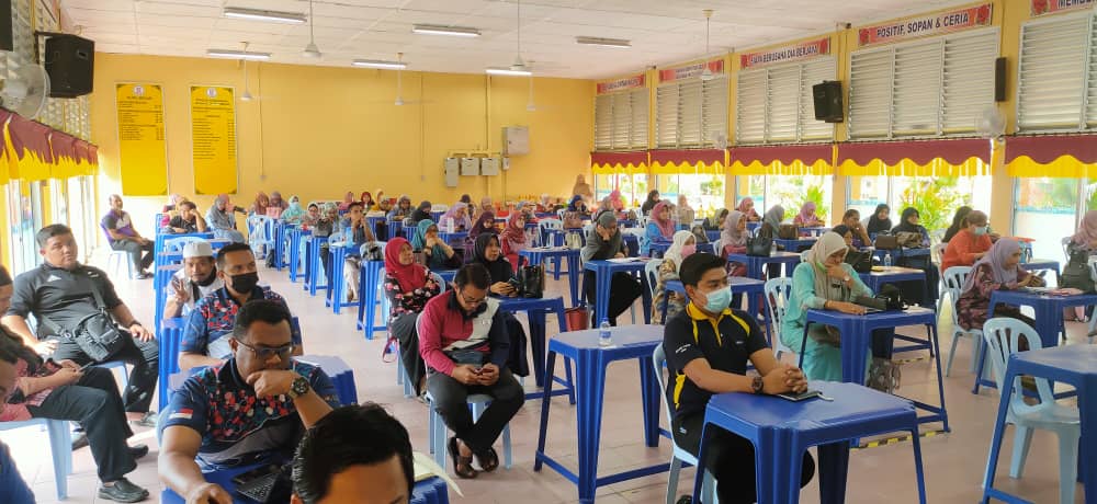 Perjumpaan Khas Guru & Majlis Perpisahan Pn. Latifah 