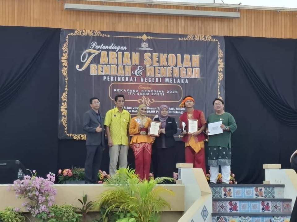 Assalamualaikum Dan Salam Sejahtera Assalamualaikum Dan Salam Sejahtera