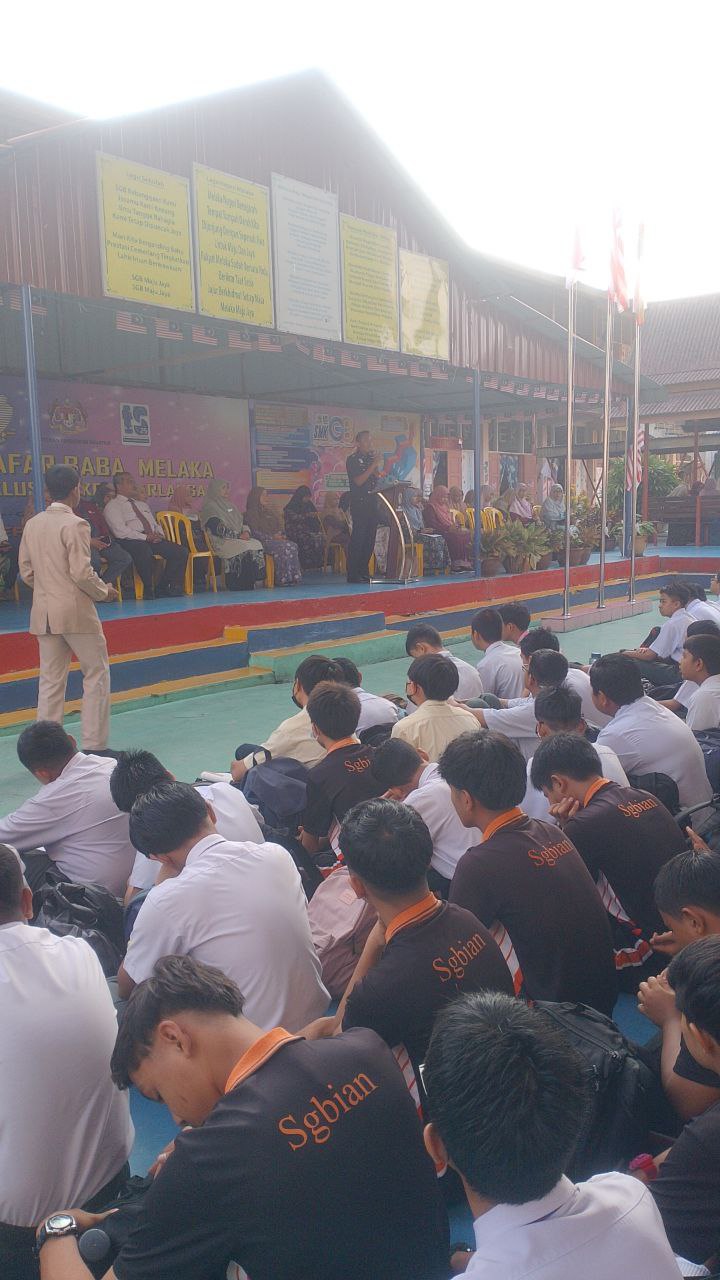 Terima Kasih Diucapkan Kepada Tuan Inspektor Mohd Khairul Terima Kasih Diucapkan Kepada Tuan Inspektor Mohd Khairul