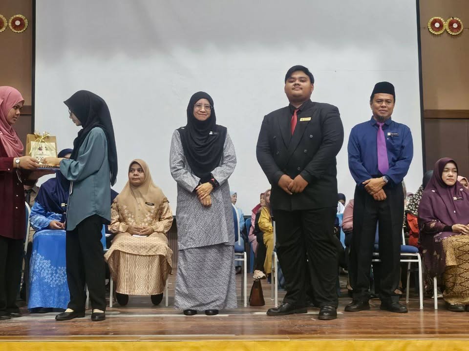 Tahniah Atas Pelantikan Jawatankuasa Perwakilan Tingkatan 2 (jpte) 