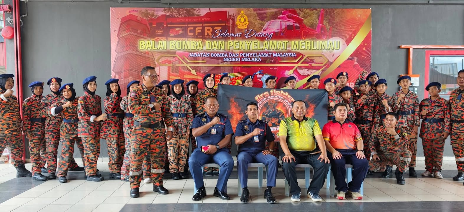 Majlis Penutup Latihan Pusat Perkhemahan Kadet Bomba Kawasan 