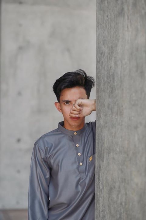 Colour : Charcoal Grey  