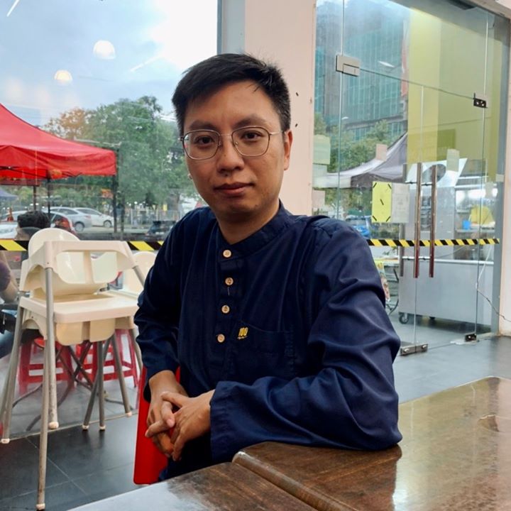 Kekal Bergaya Kemas Dengan Kurta Imran. 