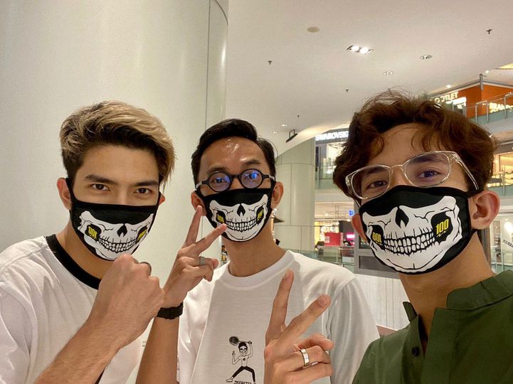 Kalau Ramai-ramai Keluar Pakai Skullface Ni Mesti Ramai 