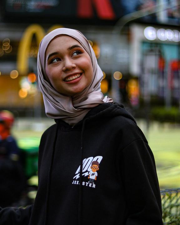 Girls In Jeebstail Hoodie Are Bae. 