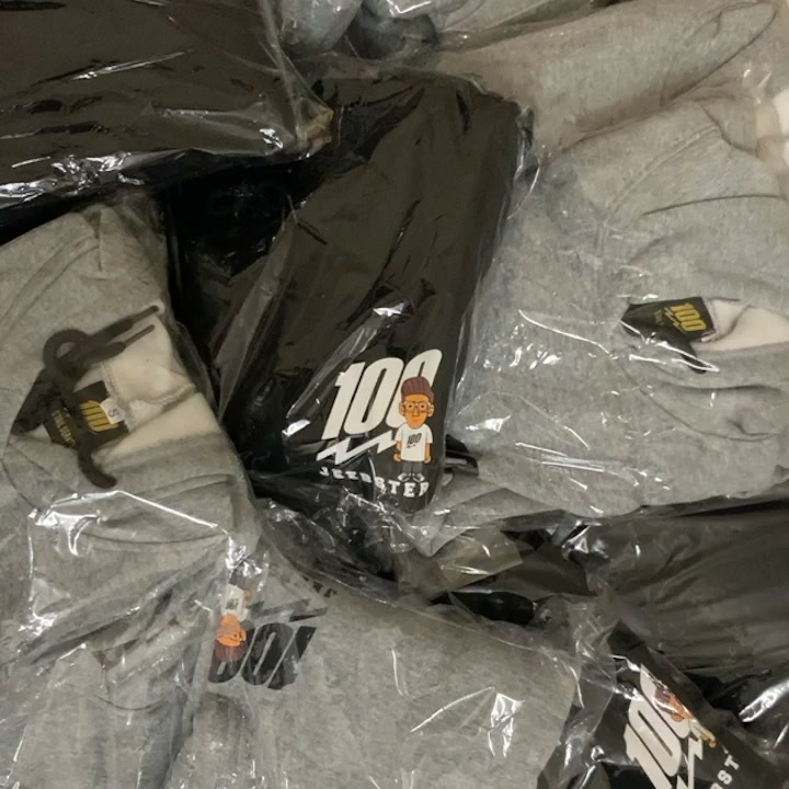 Jeebstail Hoodie Tinggal Beberapa Pcs Lagi. 