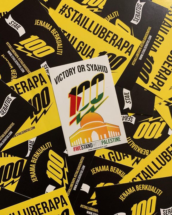 Bukan 1.. Bukan 2.. Tapi 3 Stickers Kami 