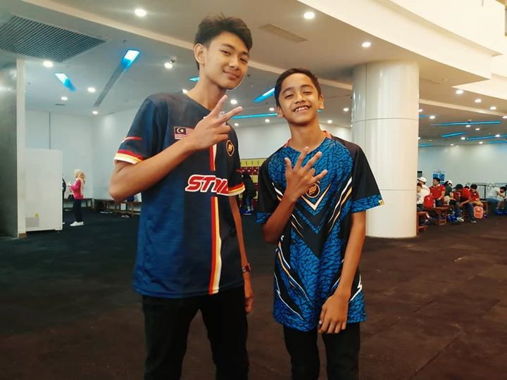 Peace Up Stailers! Thanks For Donning Our Lux 