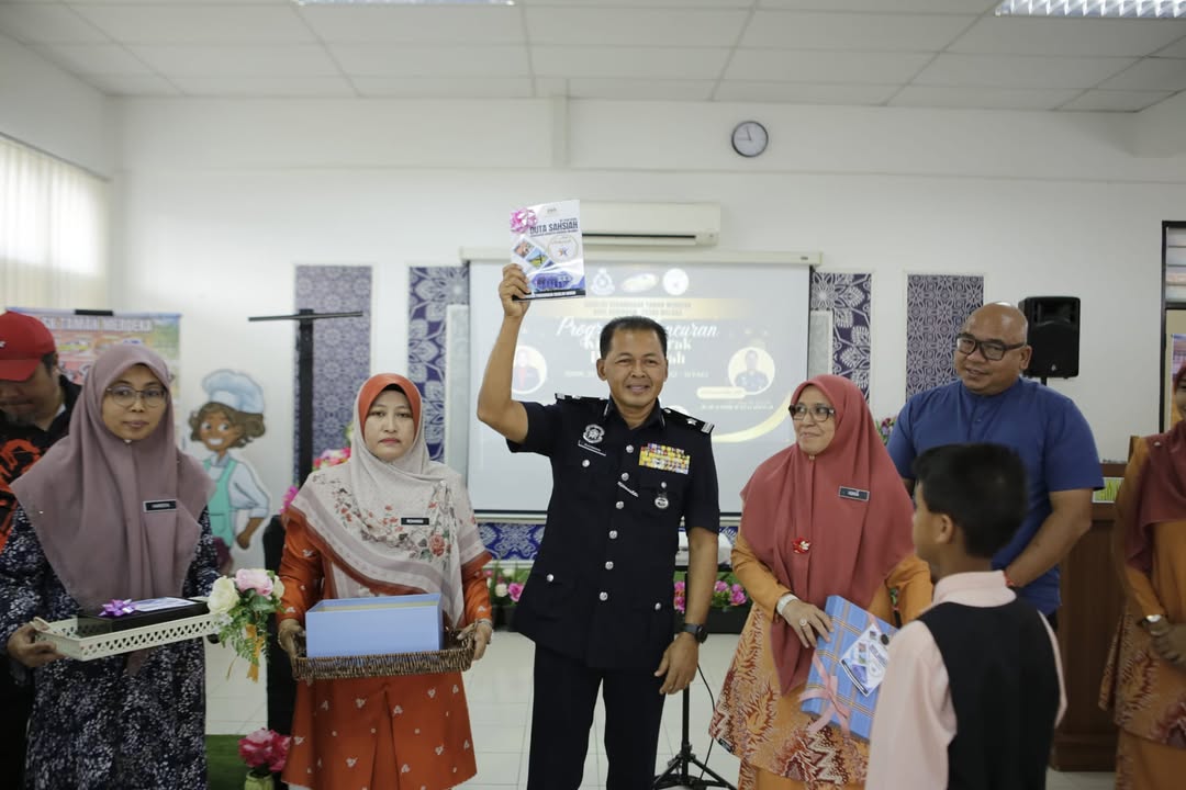 Majlis Peluncuran Kit Atur Gerak Duta Sahsiah Perkasakan 