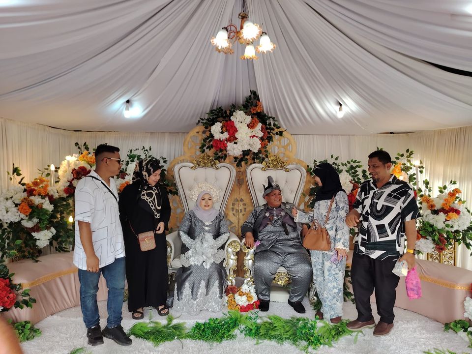 Santuni Walimatul Urus Lokasi Melaka Tahniah Hashim Mahad 