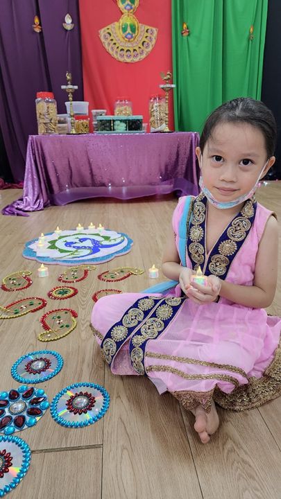 Throwback Deepavali Art & Craft And Posing With 