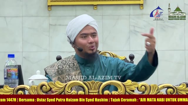 اَللّٰهُمَّ صَلِّ عَلَىٰ سَيِّدِنَا مُحَمَّدٍ،وَعَلَىٰ آلِ سَيِّدِ نَا 