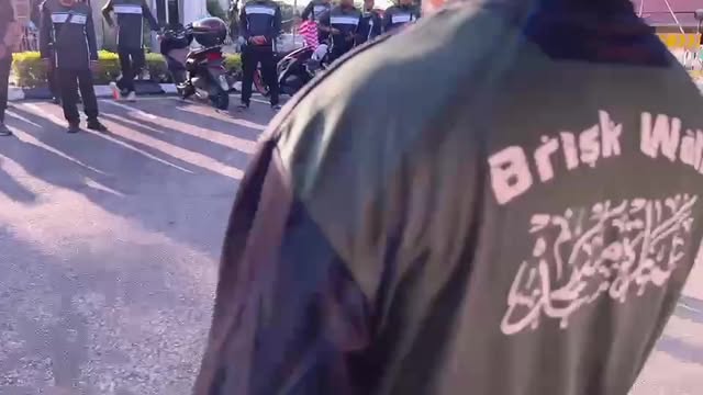 ‎ اَللّٰهُمَّ صَلِّ عَلَىٰ سَيِّدِنَا مُحَمَّدٍ، وَعَلَىٰ آلِ 