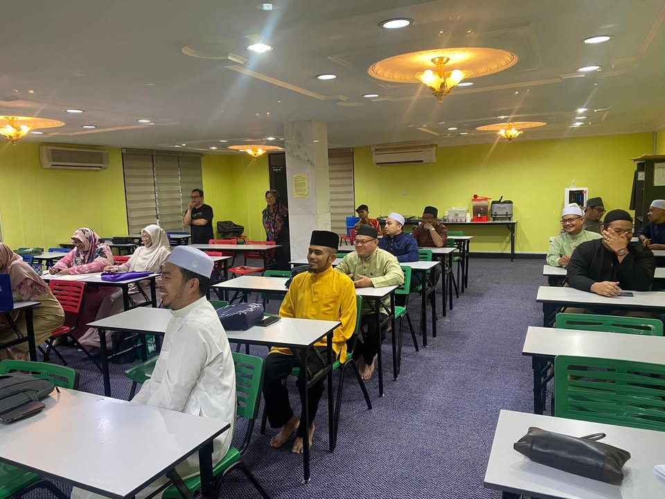 Perjumpaan Guru-guru Kelas Pengajian Tahfiz & Fardhu Ain 