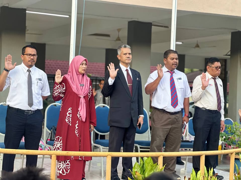 Perhimpunan Mingguan & Sambutan Hari Lahir Warga Skbc Perhimpunan Mingguan & Sambutan Hari Lahir Warga Skbc