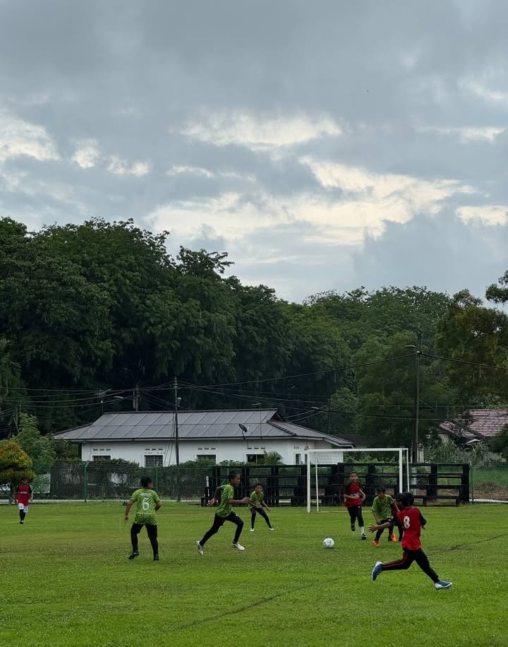 Perlawanan Persahabatan Bola Sepak Skbc Vs Sk Peringgit Perlawanan Persahabatan Bola Sepak Skbc Vs Sk Peringgit