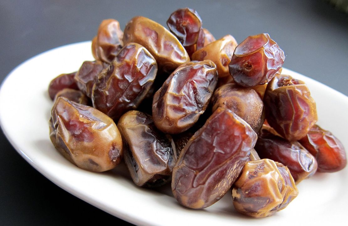 Sabda Rasulullah Saw: “berilah Makan Buah Kurma Kepada 