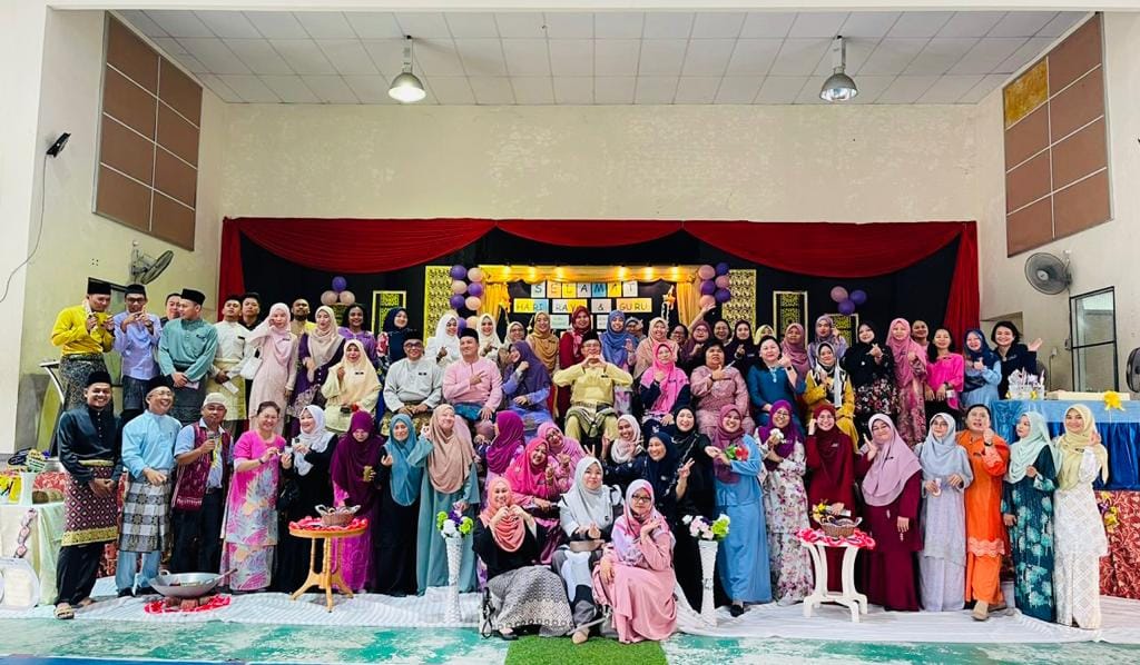 Sambutan Hari Raya Dan Hari Guru Peringkat Smk 