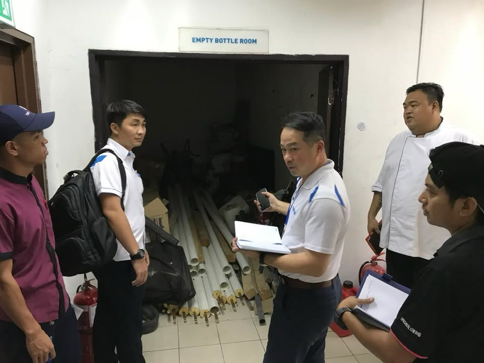 Conducting Survey In The Kitchen. 