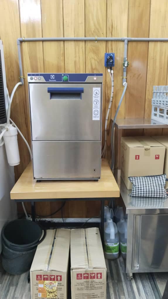 This Is A Glasswasher Installed At Sinsuran San 