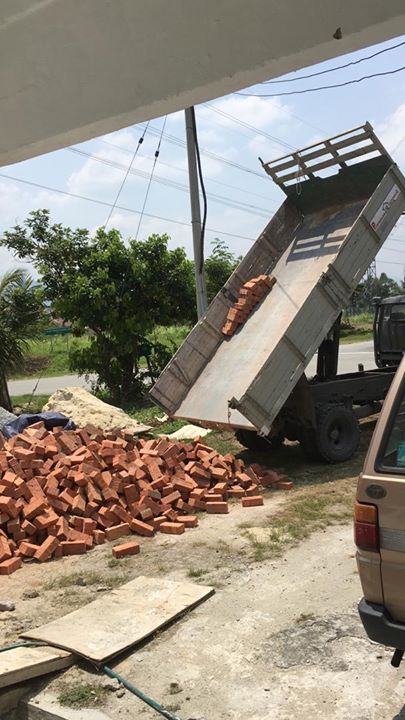 4,000 Bata Merah Sedang Dituang!! Alhamdulillah Kontrakor Puas 