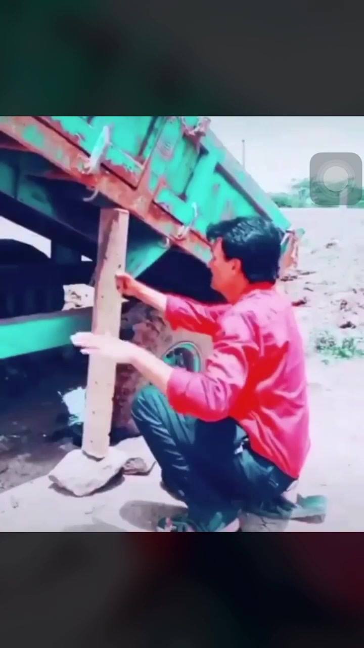 Selalu Sangat Kes Sangkut Lori Dekat Site 