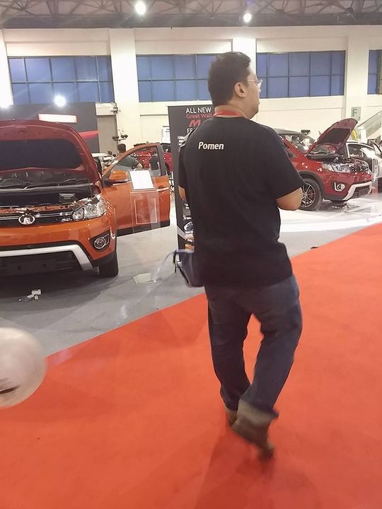 Albakry Sedang Melawat Asean Auto Show Anjuran Nst 