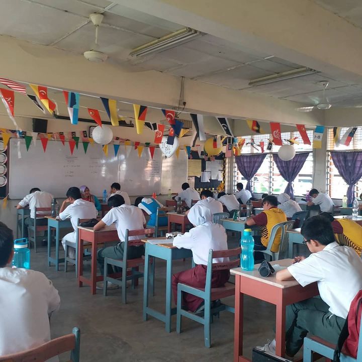 Musim Peperiksaan Pertengahan Tahun 2018 Smk Gajah Berang 